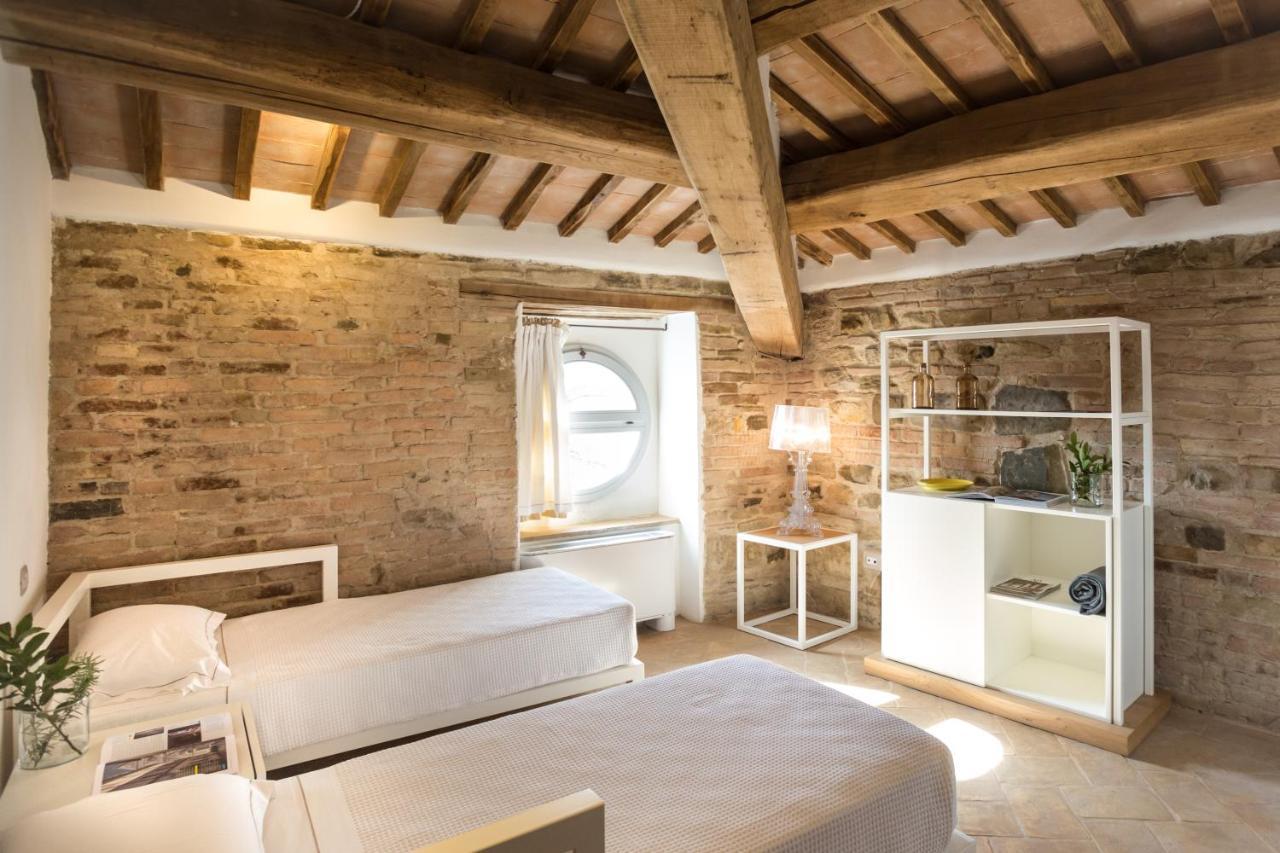 Castello Di Ramazzano - Tenute Aliani Perugia Kültér fotó
