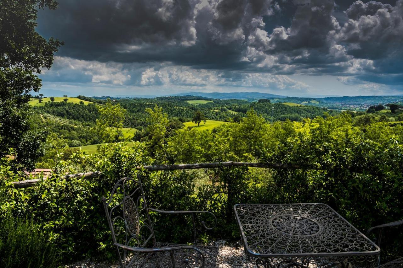 Castello Di Ramazzano - Tenute Aliani Perugia Kültér fotó