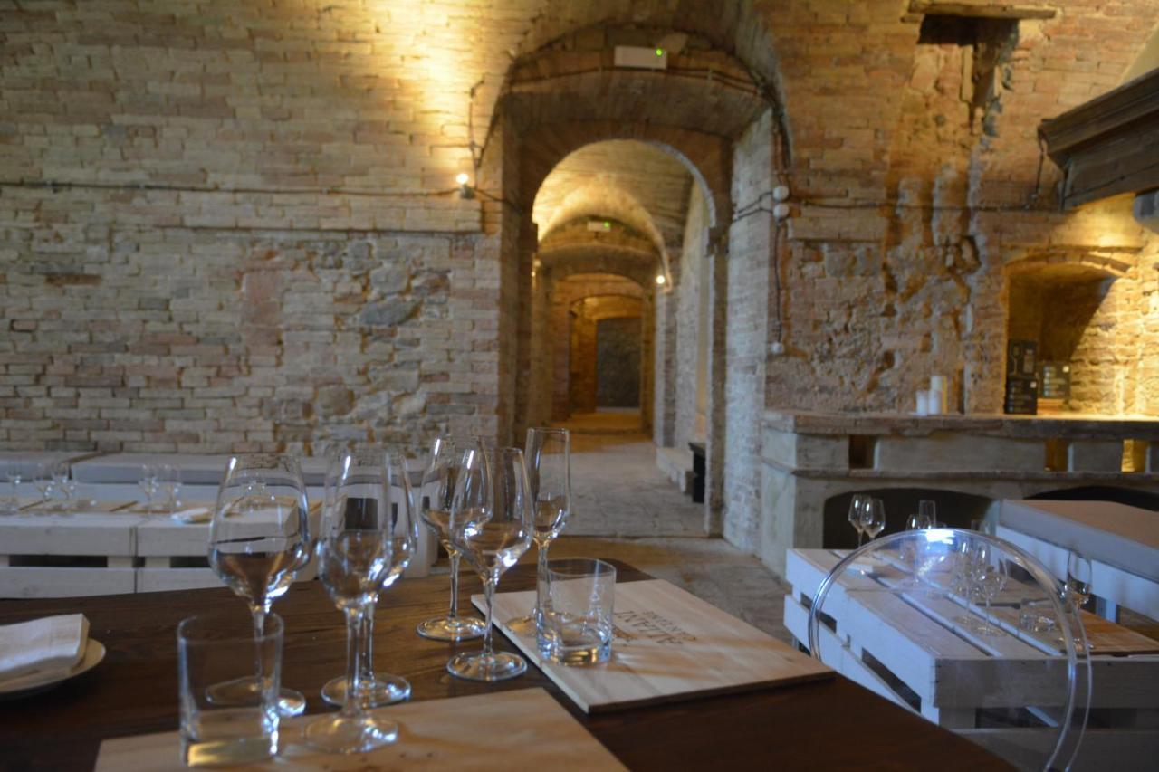 Castello Di Ramazzano - Tenute Aliani Perugia Kültér fotó
